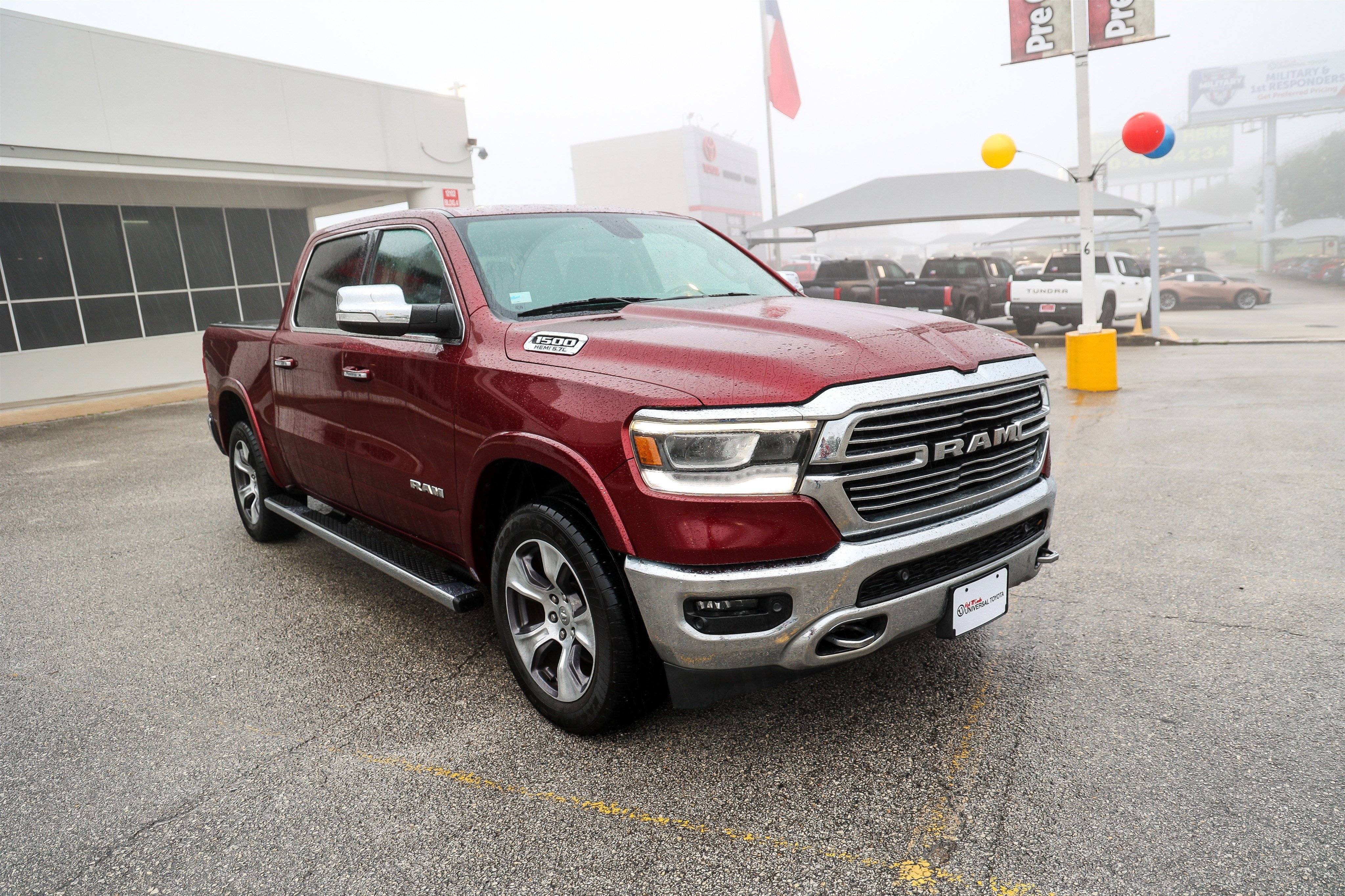 Used 2019 RAM 1500 Laramie AWD/4WD image 5