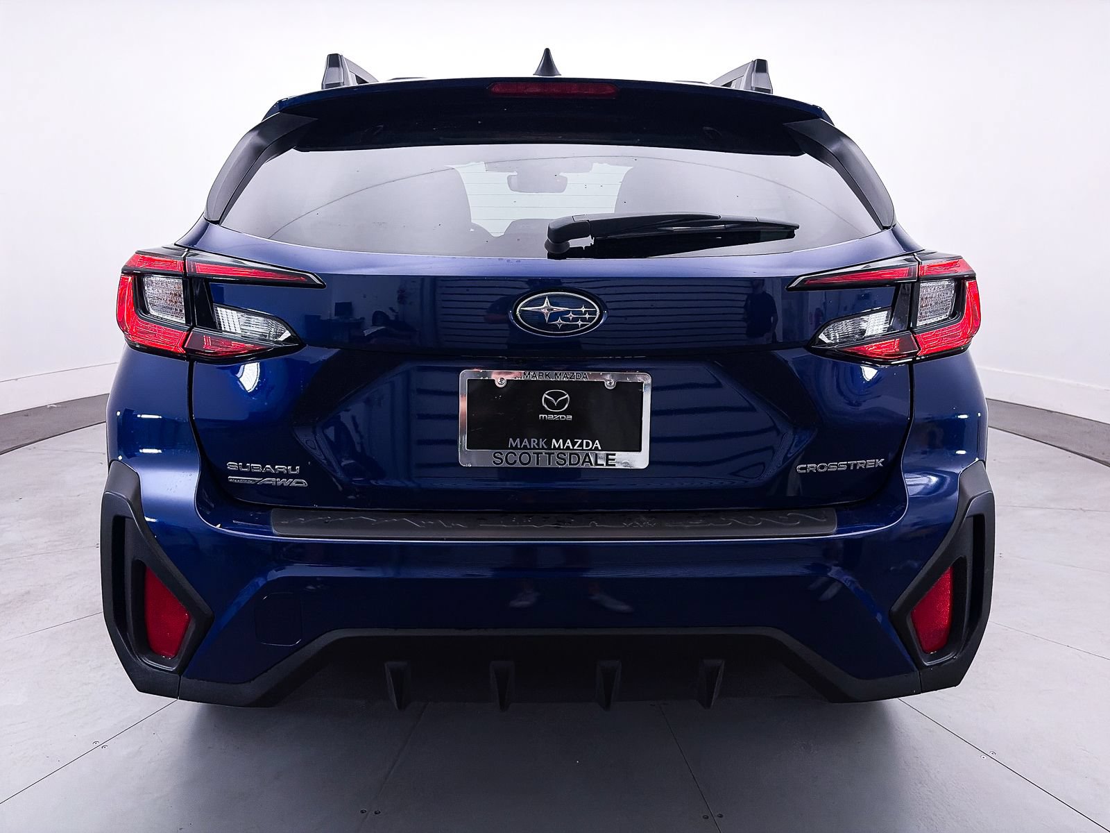Used 2024 Subaru Crosstrek 2.0i Premium AWD/4WD image 14