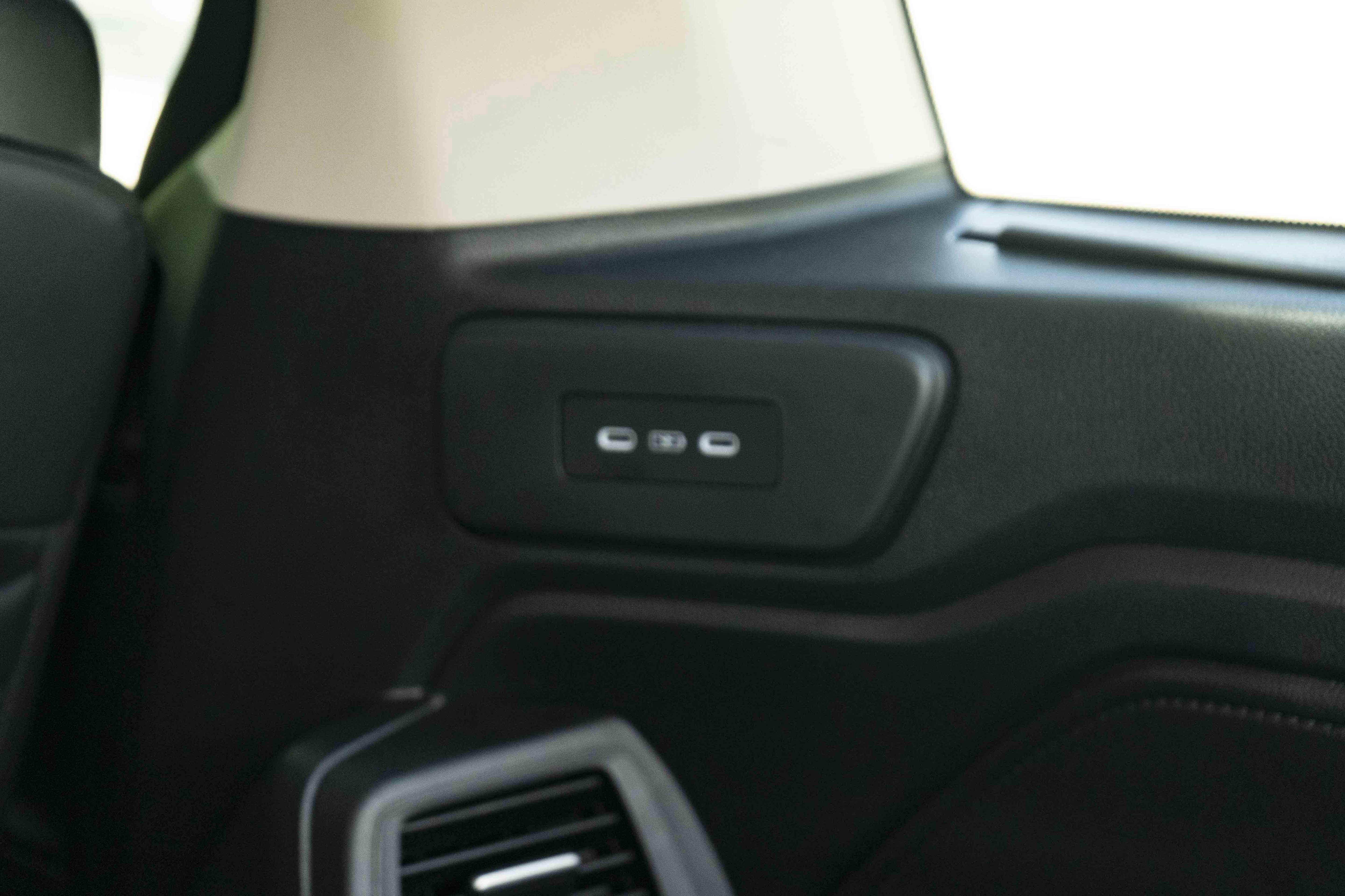 Used 2025 Honda Odyssey Elite image 36