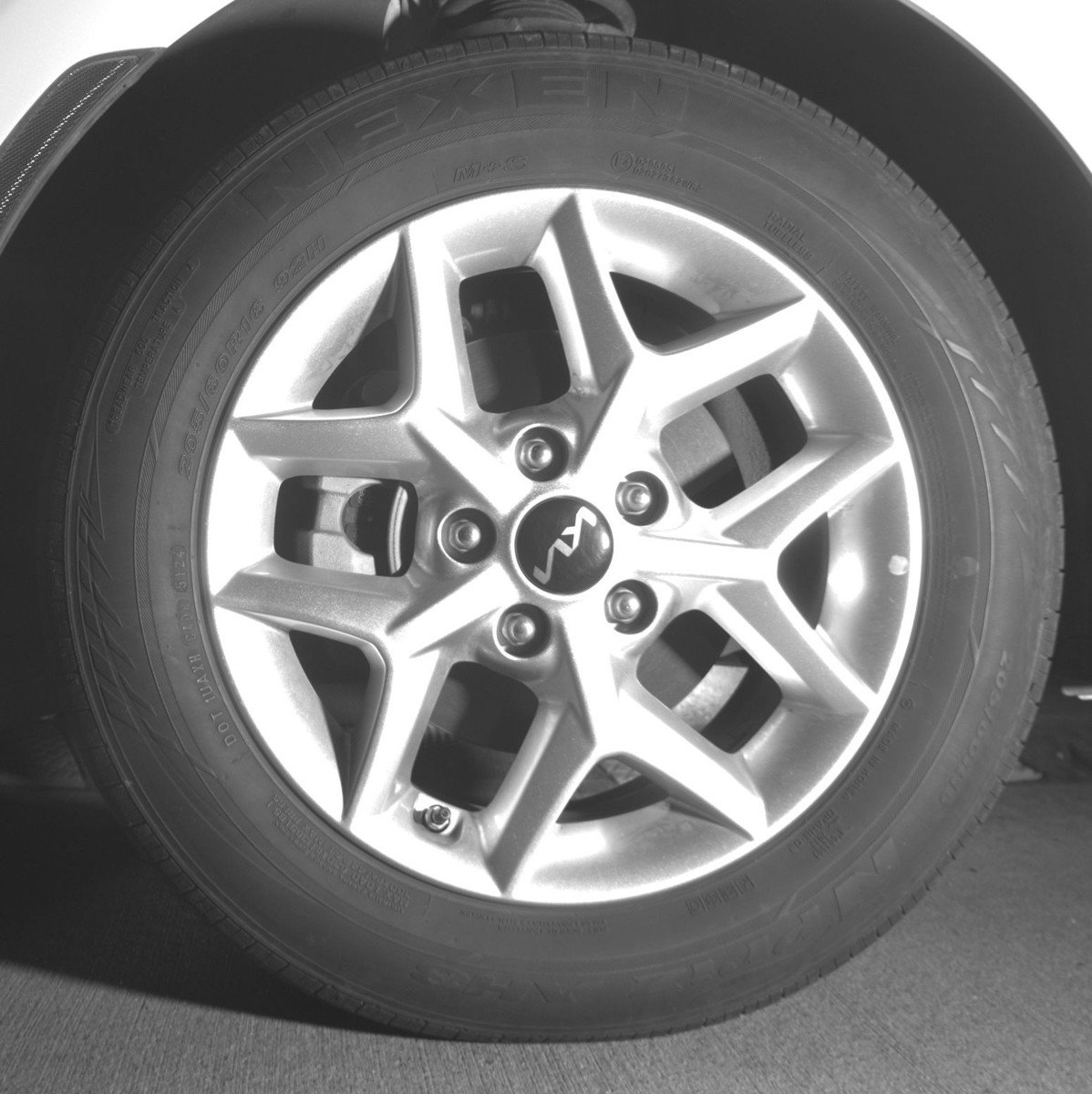Used 2025 Kia Soul LX w/ LX Technology Package image 12