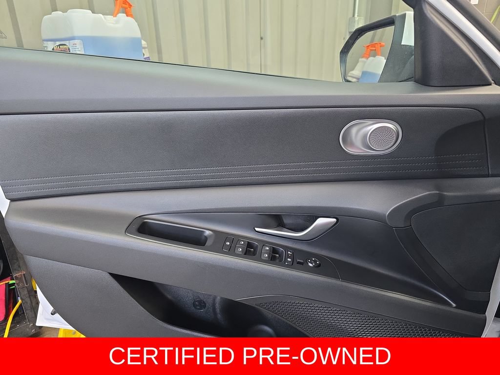 Certified 2025 Hyundai Elantra Hybrid FWD image 27