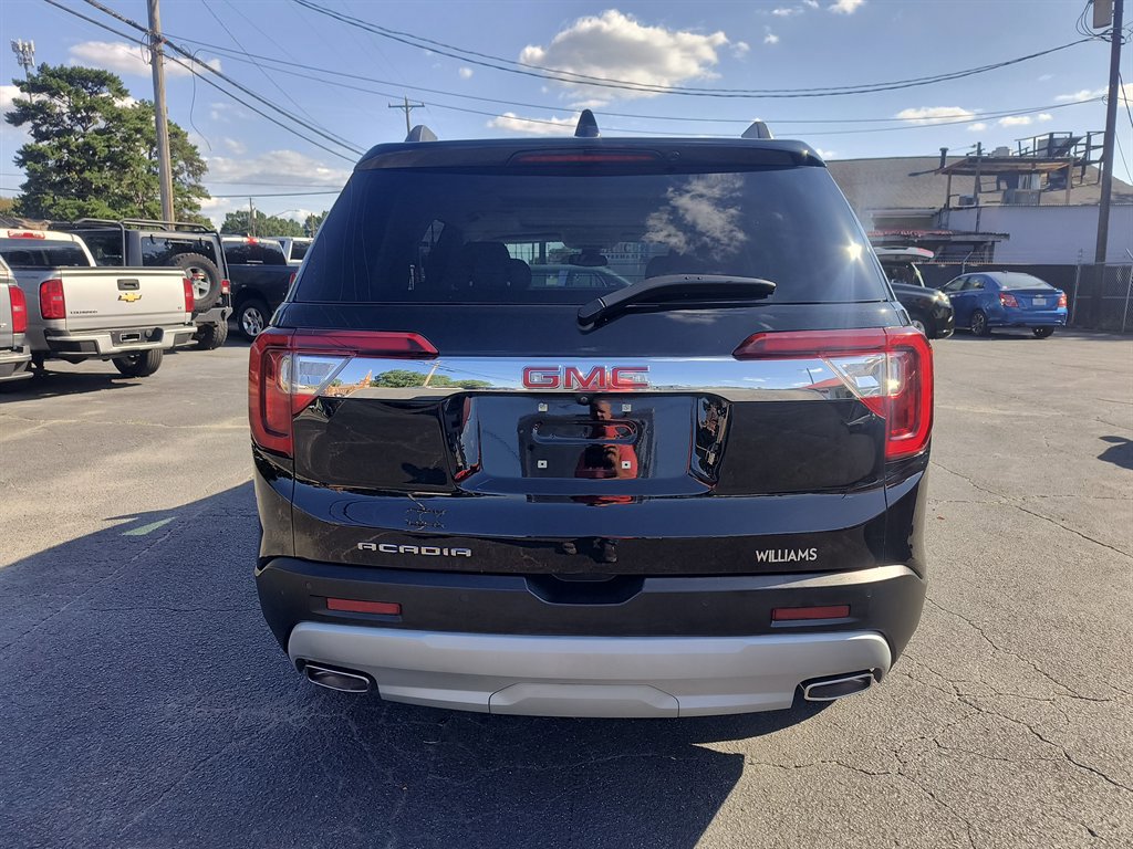 Used 2021 GMC Acadia SLT w/ Preferred Package image 4