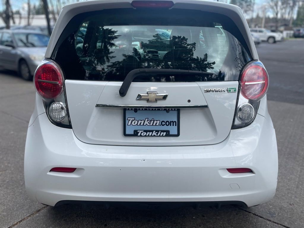 Used 2016 Chevrolet Spark LT image 5