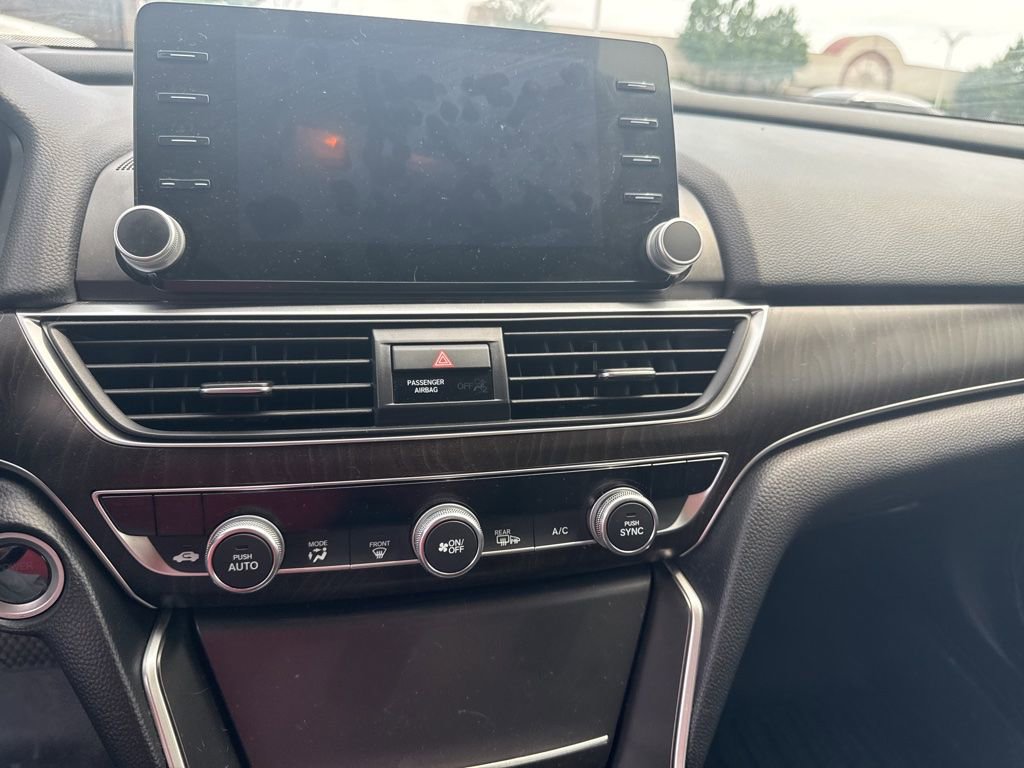 Used 2021 Honda Accord Touring image 8