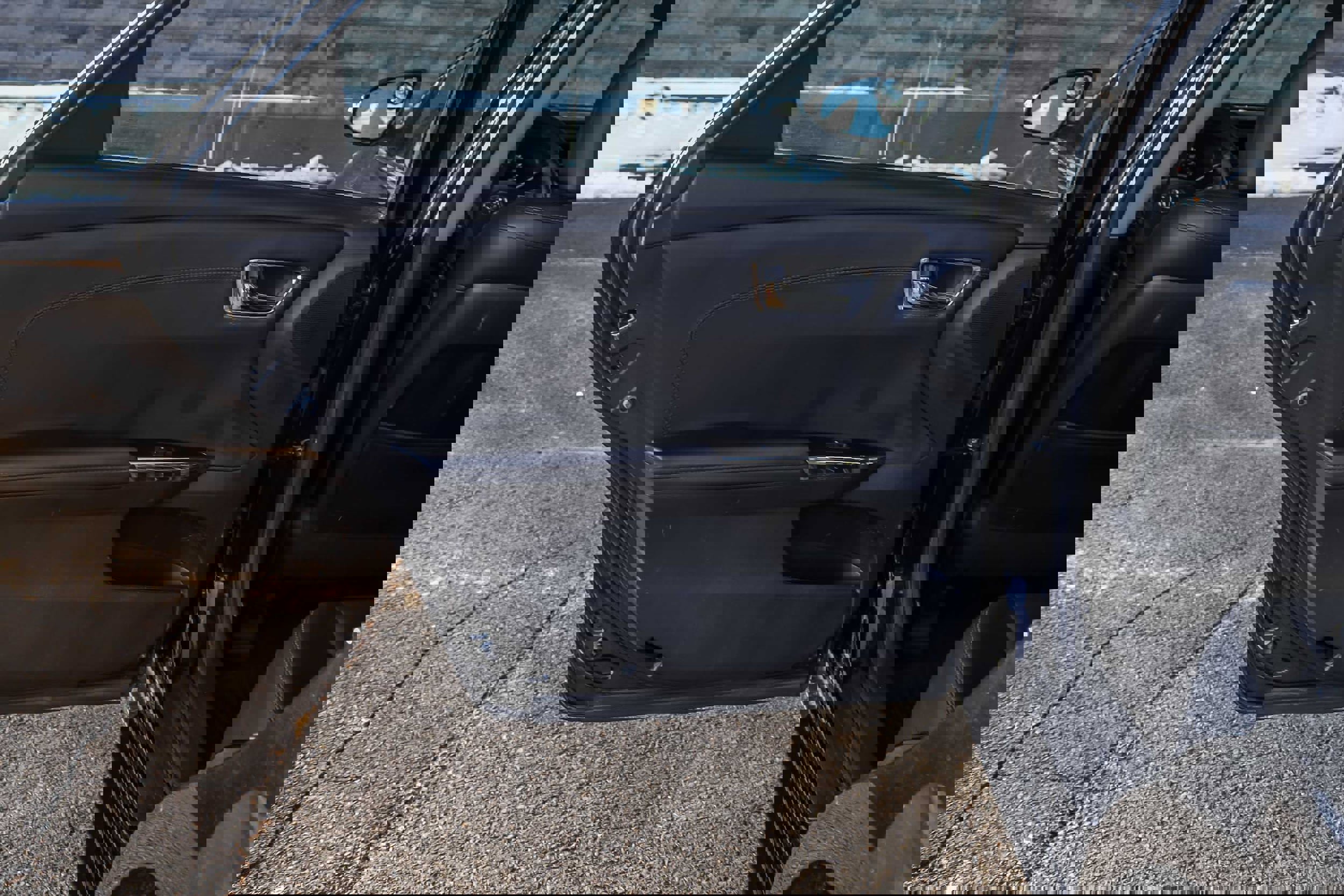 Used 2016 Toyota Avalon XLE image 19