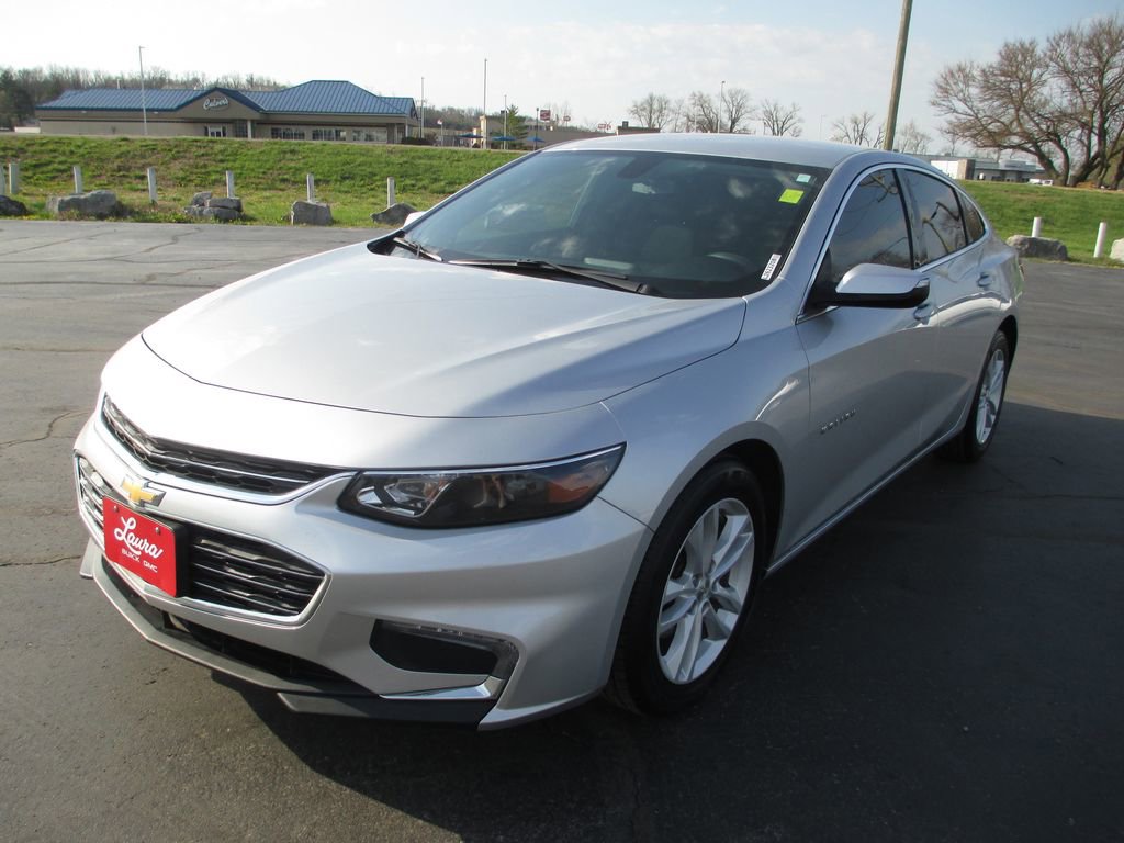 Used 2018 Chevrolet Malibu LT image 11