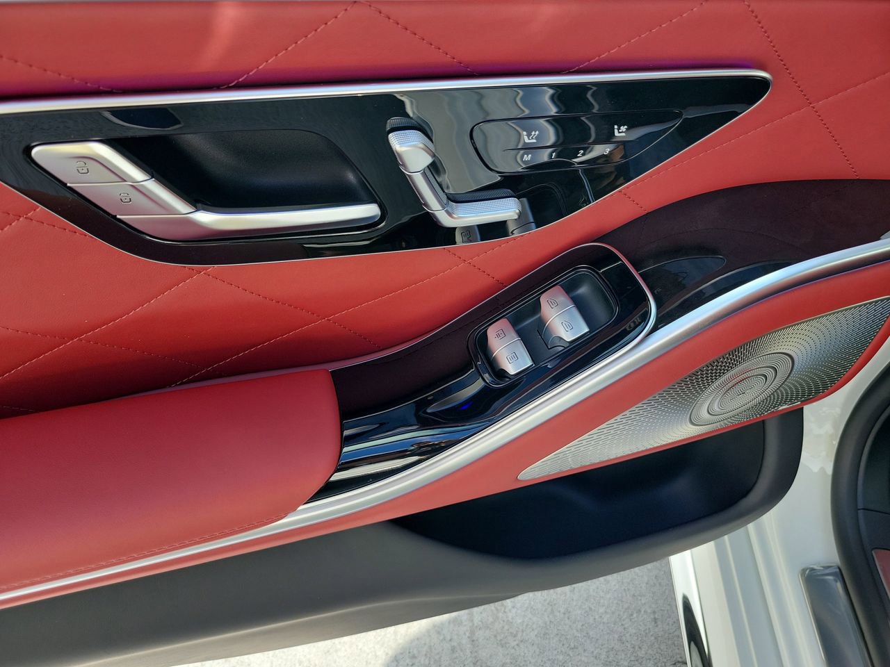 New 2026 Mercedes-Benz S 580 4MATIC Sedan image 10