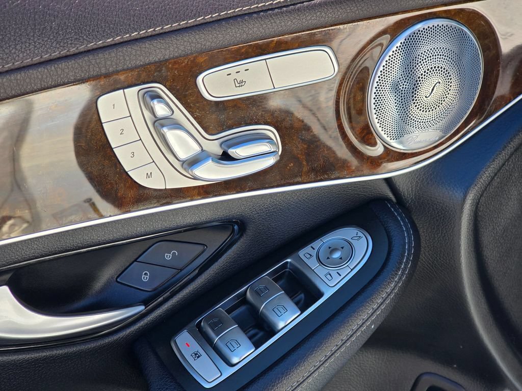 Used 2018 Mercedes-Benz GLC 300 4MATIC image 19