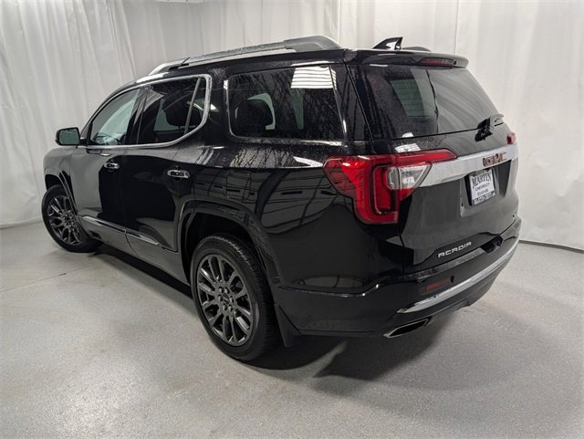 Used 2023 GMC Acadia Denali w/ Black Diamond Edition image 5