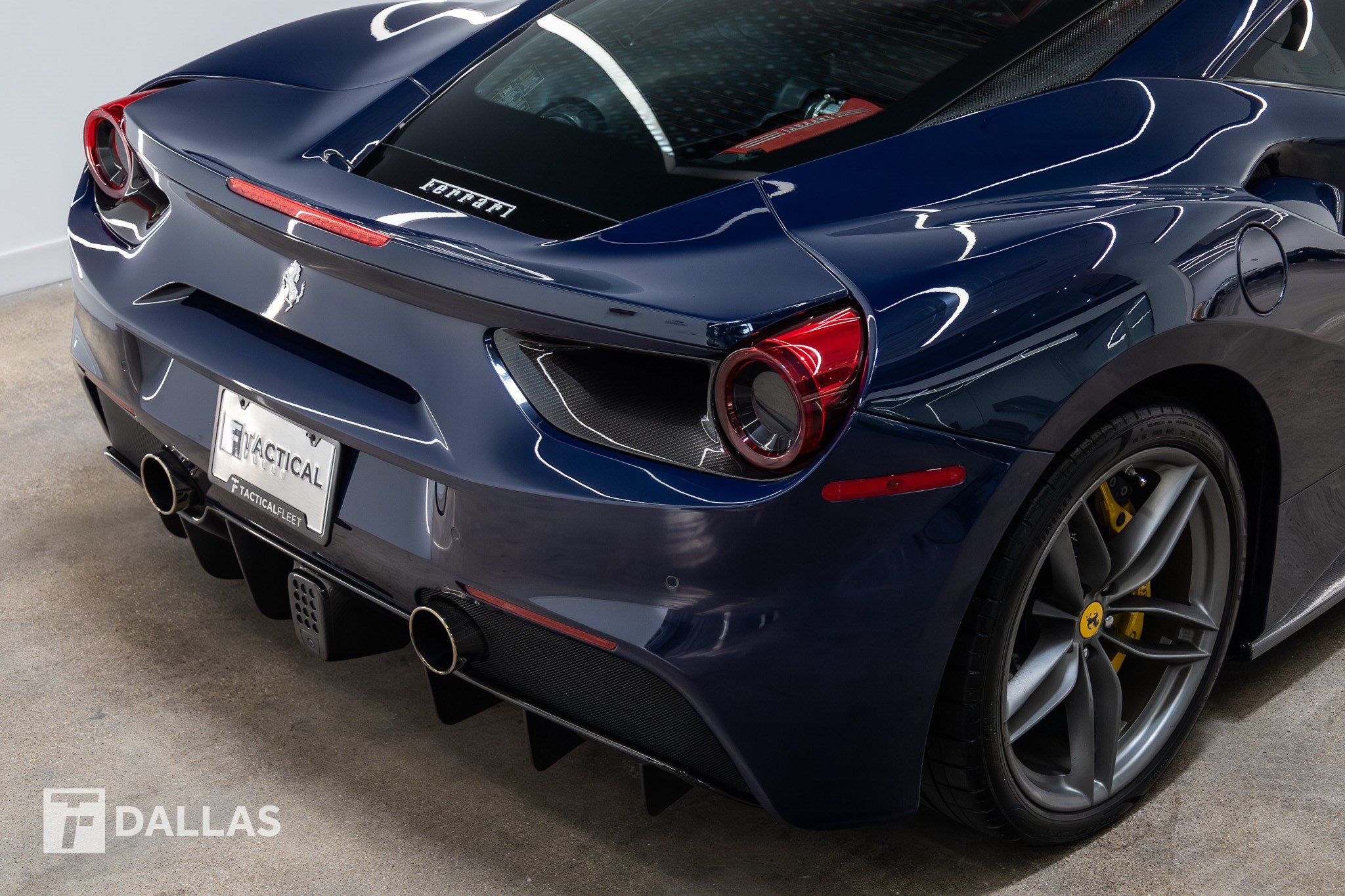 Used 2017 Ferrari 488 GTB RWD image 16