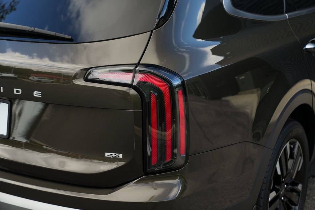 Used 2023 Kia Telluride SX Prestige AWD/4WD image 15