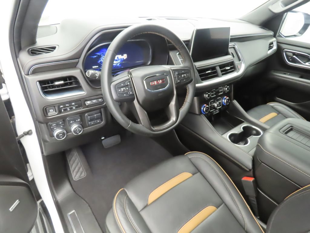 Used 2023 GMC Yukon XL AT4 w/ AT4 Premium Plus Package image 9