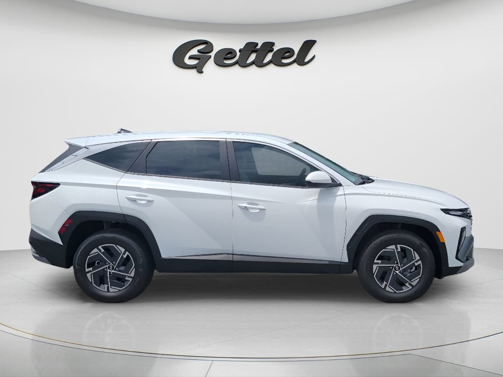 New 2026 Hyundai Tucson Blue SE AWD/4WD image 4