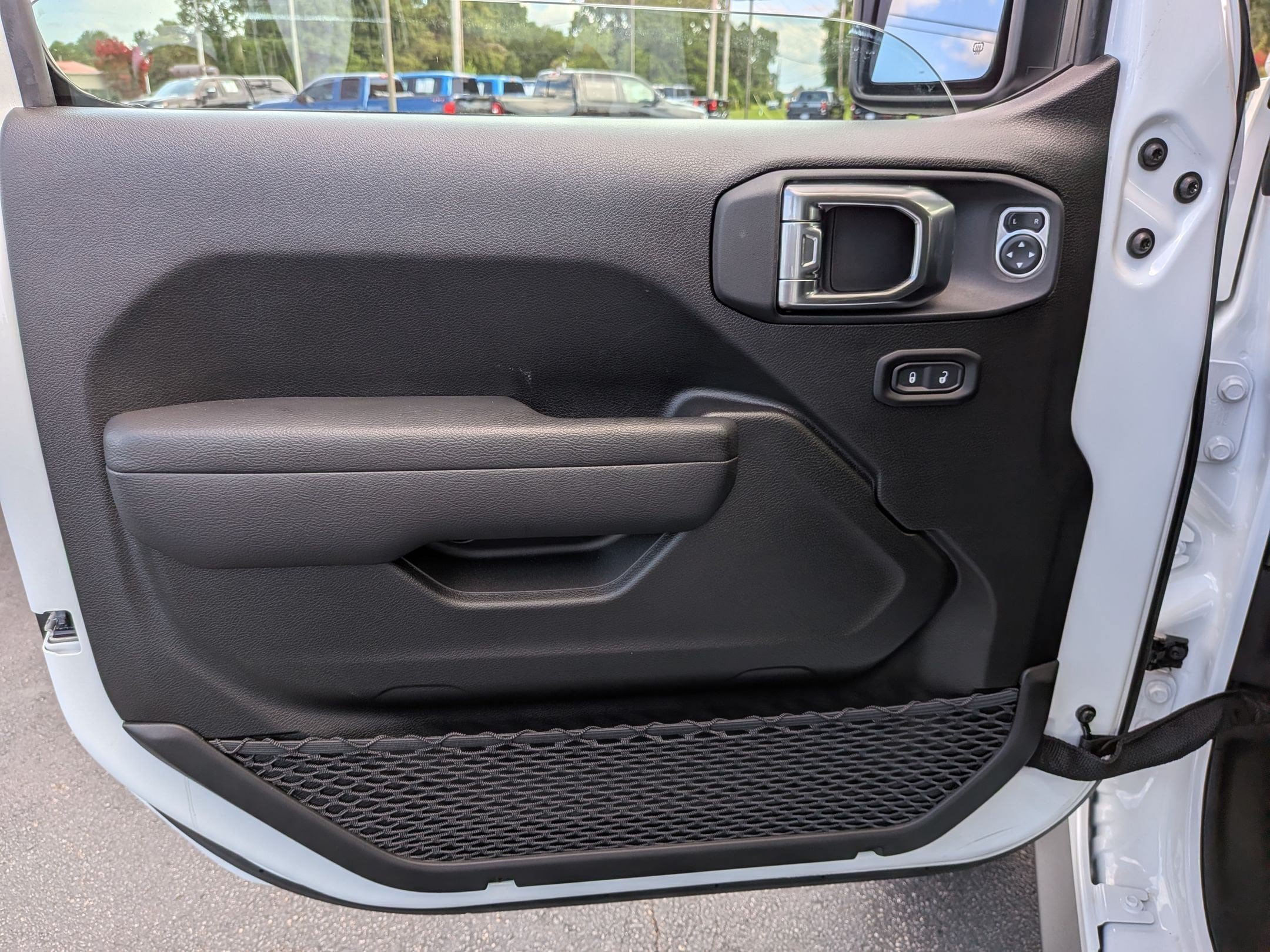 New 2026 Jeep Gladiator Sport AWD/4WD image 10