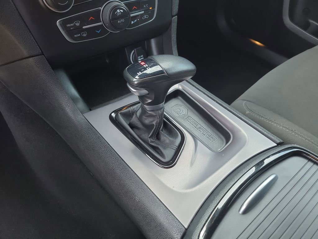 Used 2023 Dodge Charger R/T w/ Blacktop Package image 26