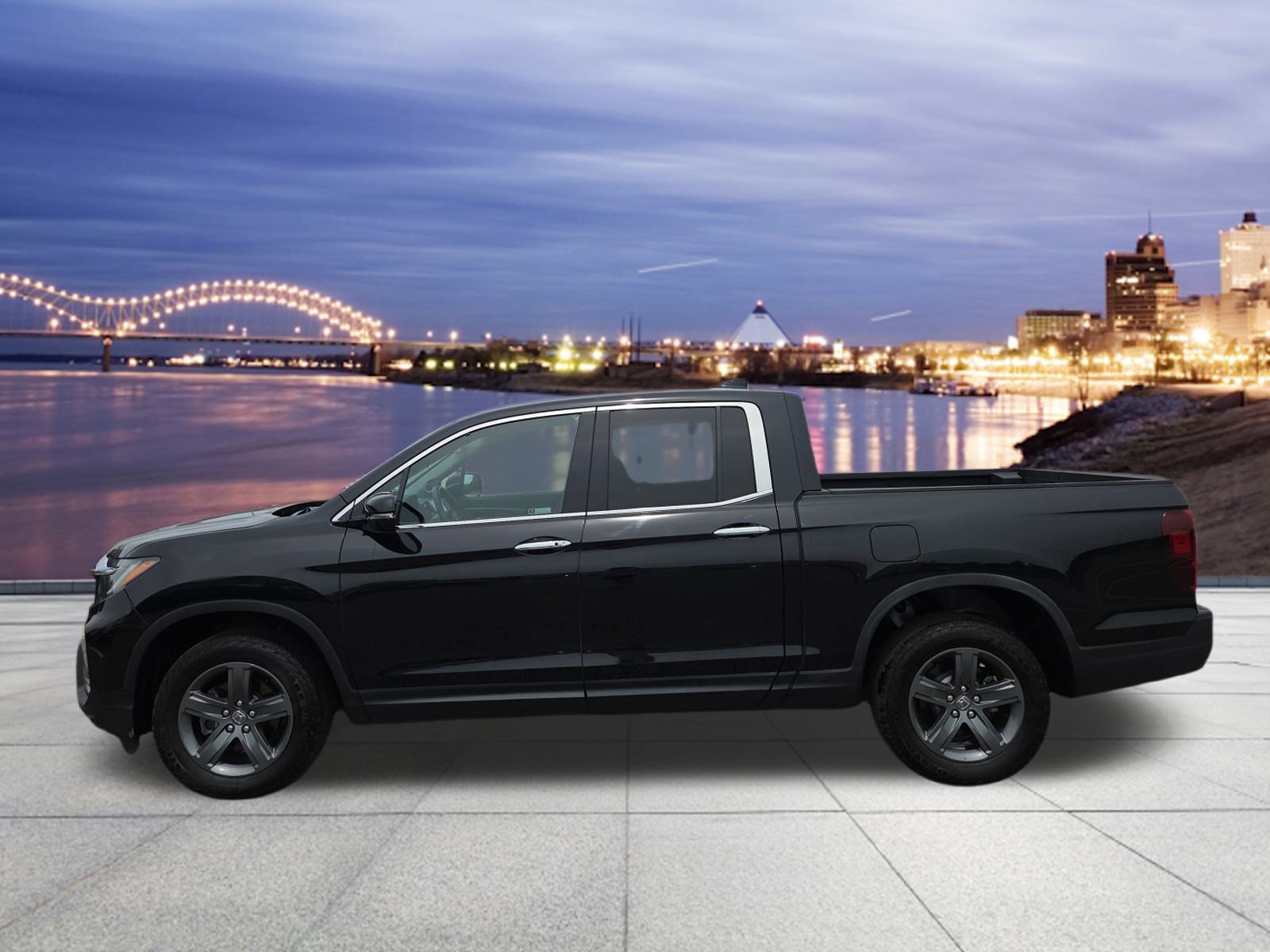 Used 2023 Honda Ridgeline RTL-E image 2