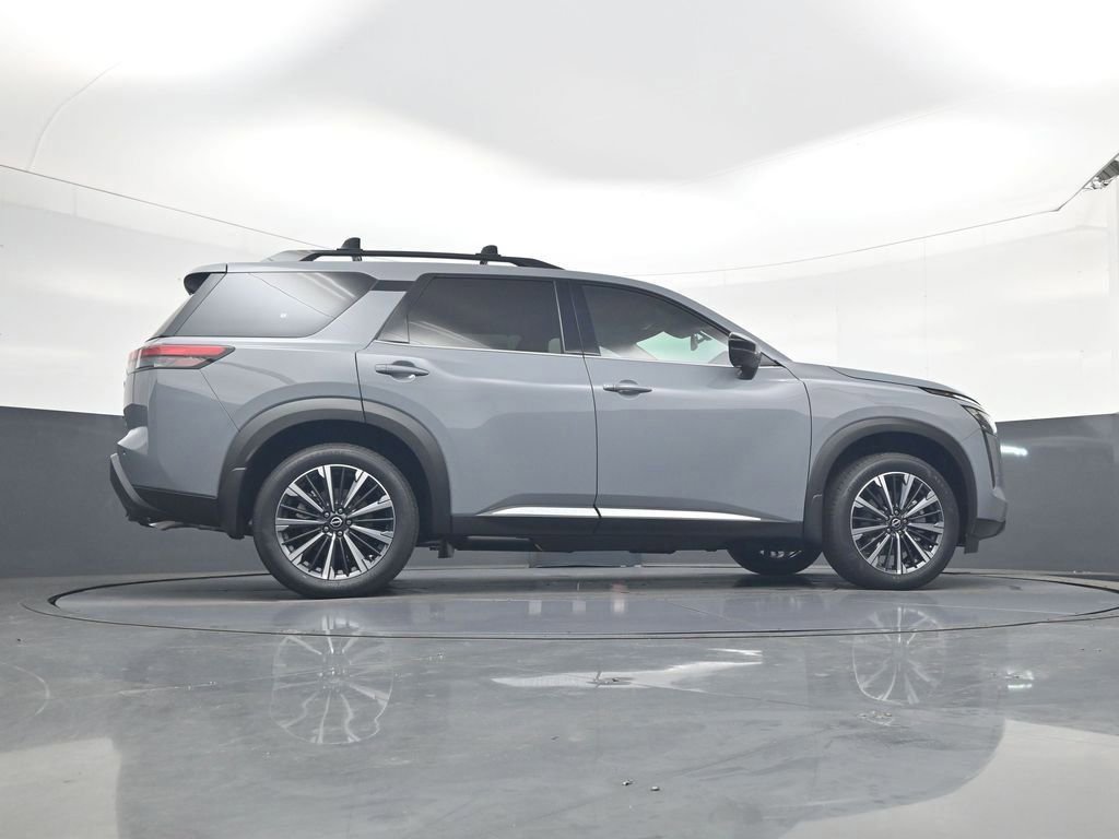 New 2026 Nissan Pathfinder Platinum image 6