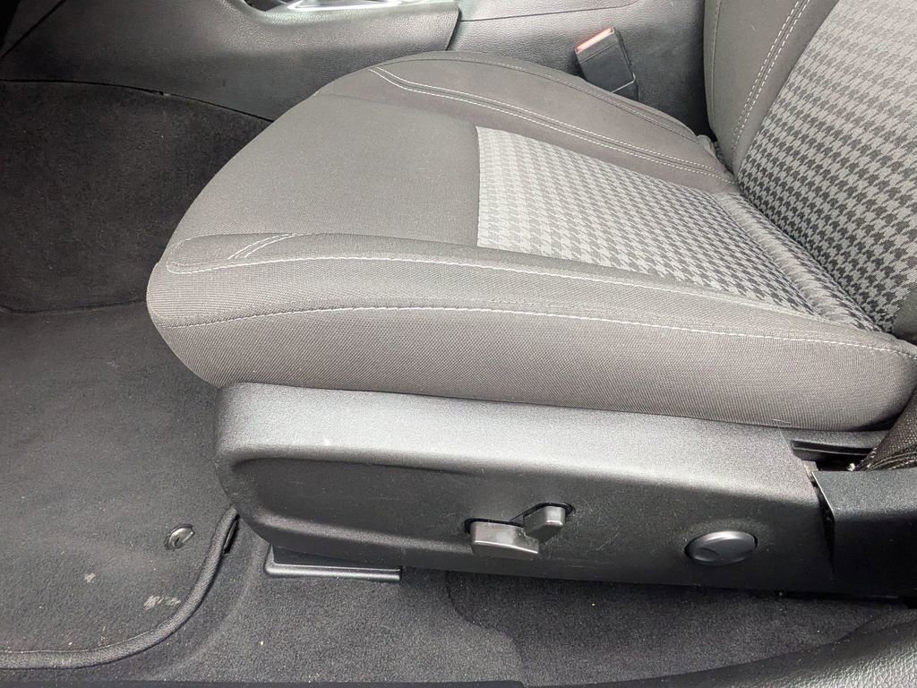 Used 2022 Dodge Charger SXT image 15