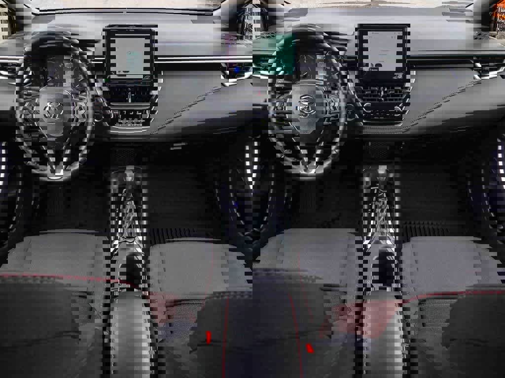 Used 2025 Toyota Corolla SE image 11