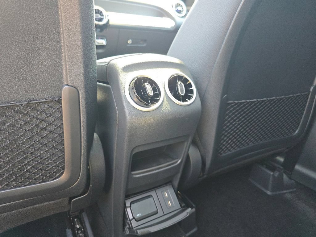 New 2026 Mercedes-Benz GLB 250 4MATIC image 25