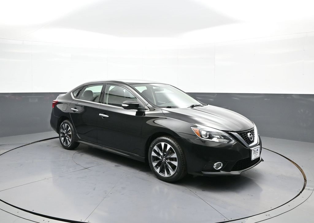 Used 2016 Nissan Sentra SR image 4