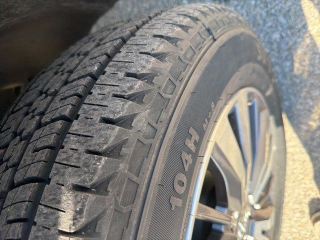 Used 2019 Nissan Pathfinder SV image 9