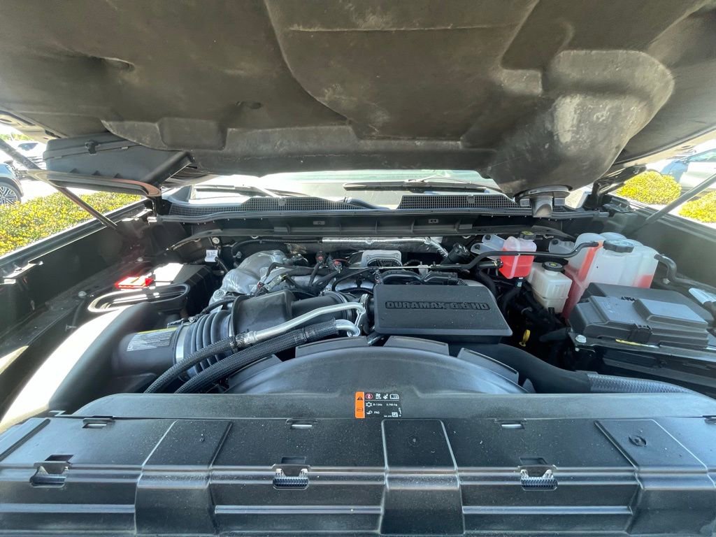 Used 2025 Chevrolet Silverado 2500 LTZ w/ LTZ Convenience Package image 31