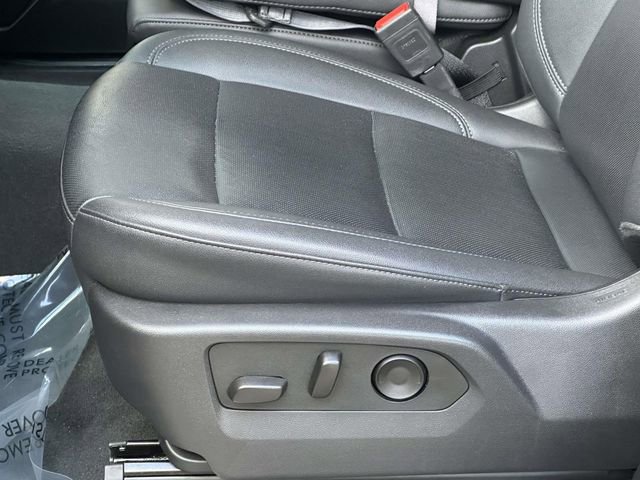 Used 2025 GMC Sierra 1500 SLT image 16