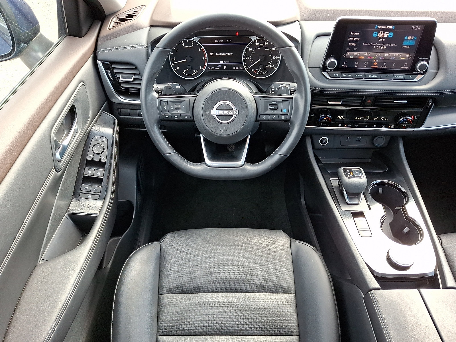 Certified 2022 Nissan Rogue SV w/ SV Premium Package AWD/4WD image 12