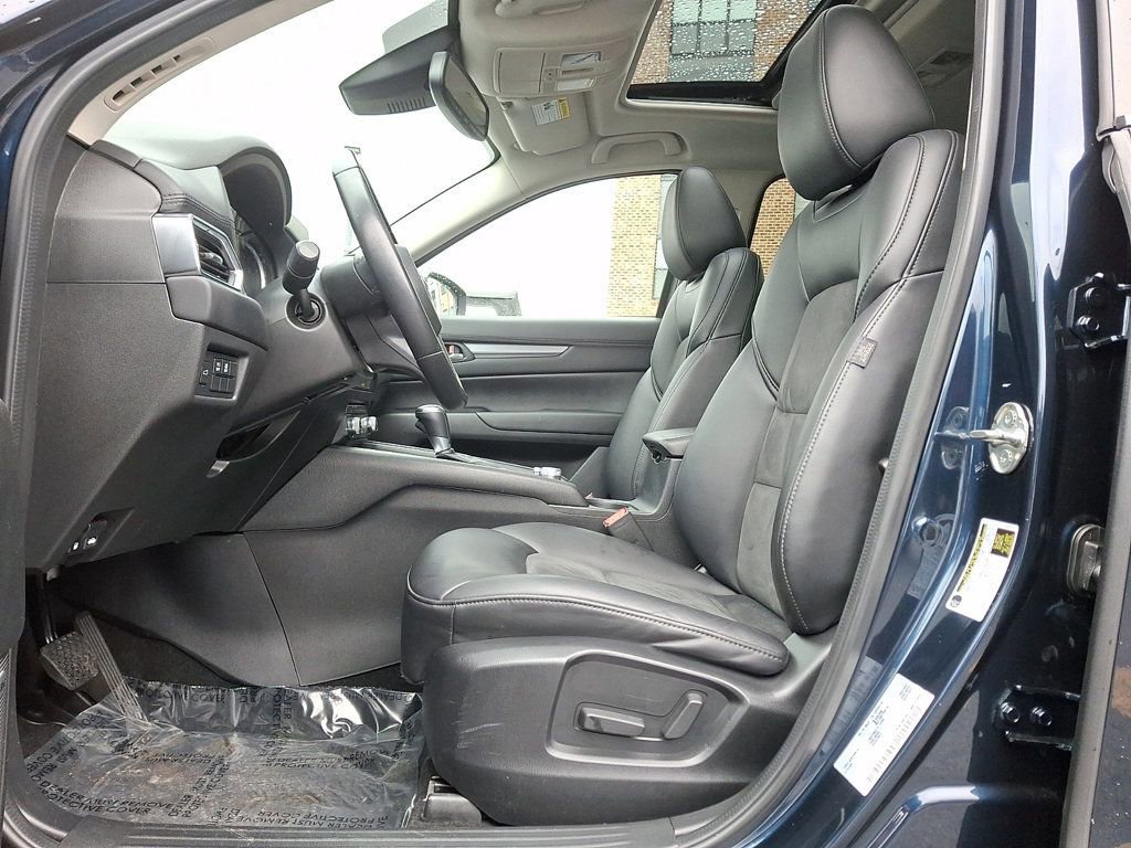 Used 2020 MAZDA CX-5 Touring image 12