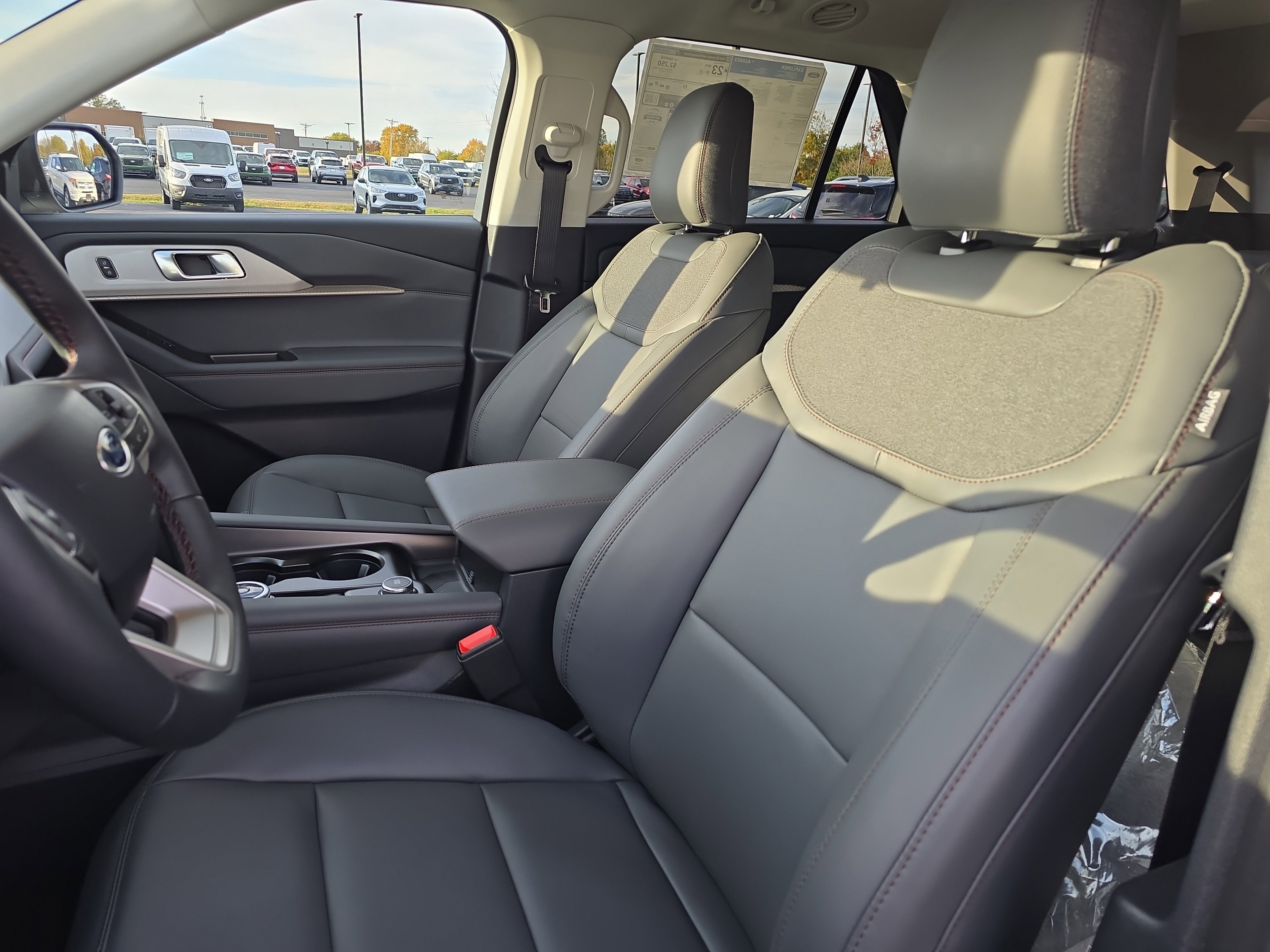 New 2026 Ford Explorer Active image 21