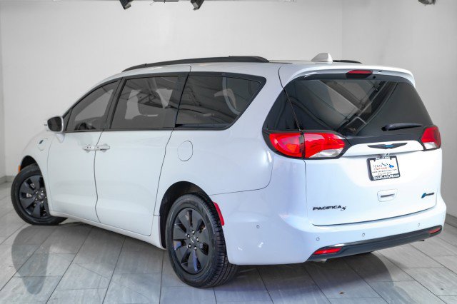 Used 2019 Chrysler Pacifica Limited w/ Advanced Safetytec Group image 8