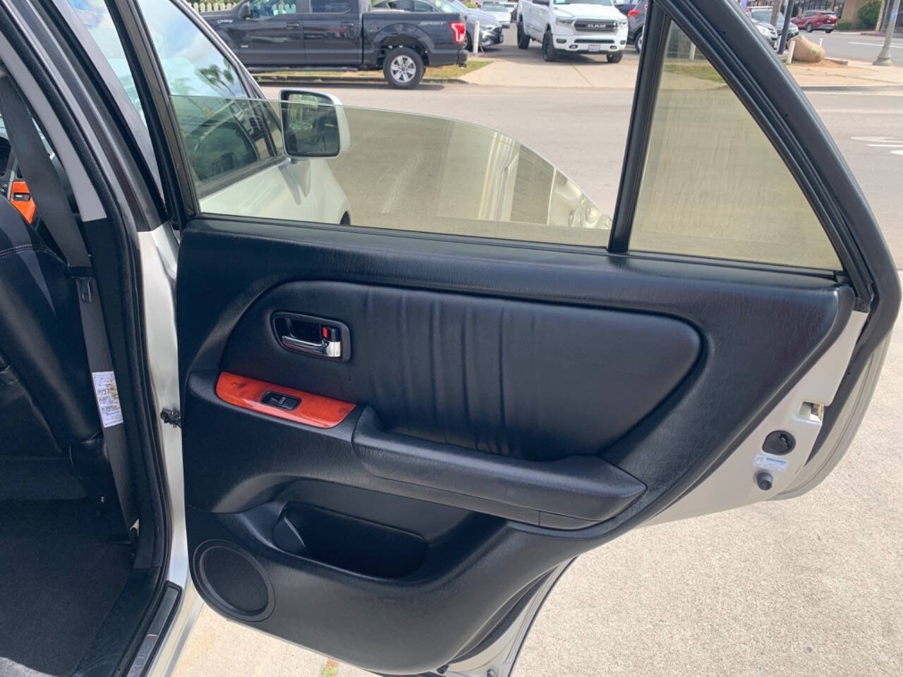 Used 2002 Lexus RX 300 FWD image 23