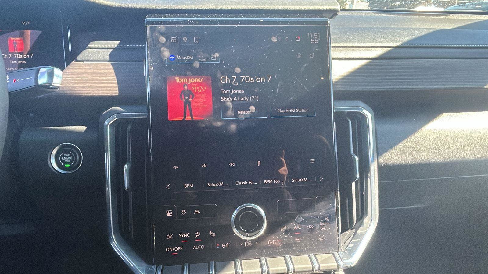 New 2024 GMC Acadia Denali w/ LPO, Floor Liner Package image 18