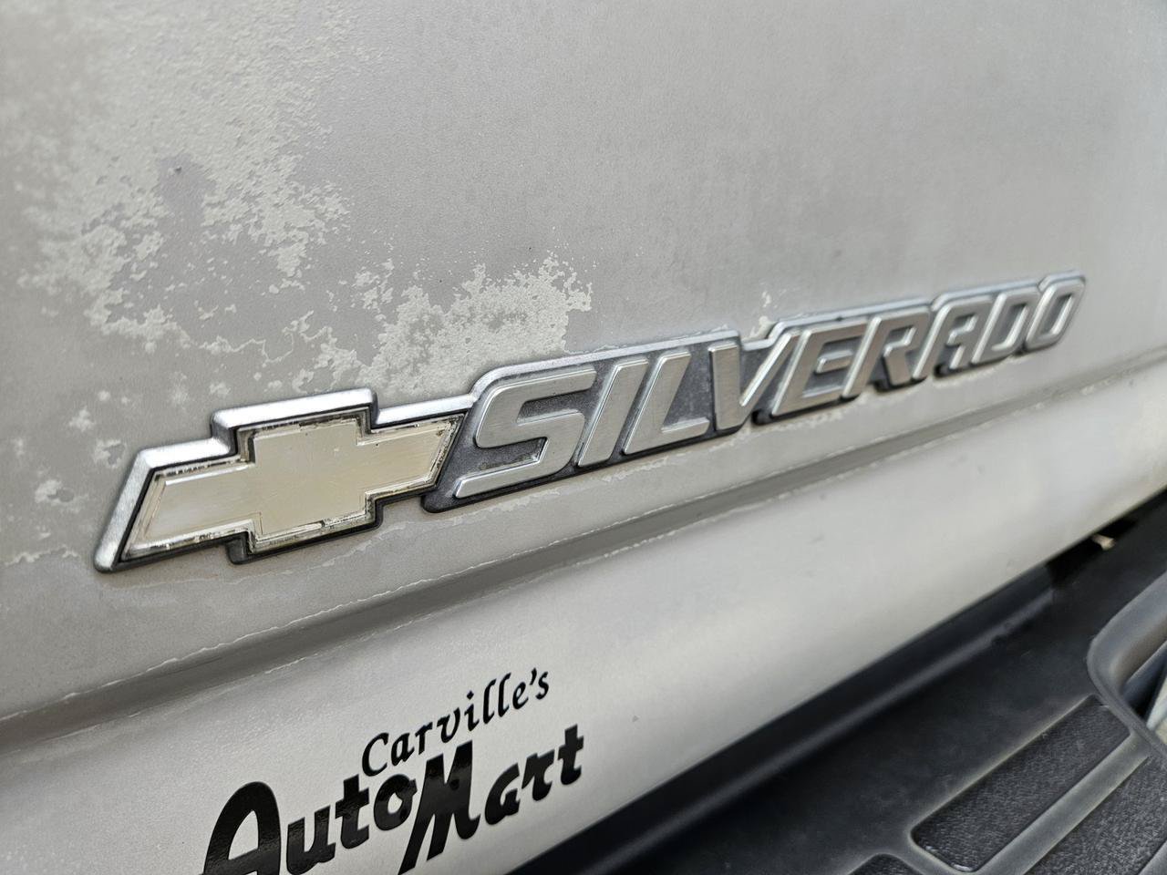 Used 2005 Chevrolet Silverado 2500 LS w/ Heavy-Duty Power Package AWD/4WD image 23