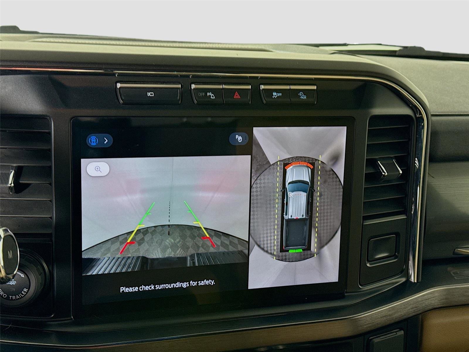 Used 2024 Ford F350 Lariat w/ Lariat Ultimate Package image 8