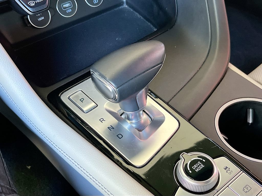 Used 2023 Genesis G70 2.0T AWD/4WD image 17