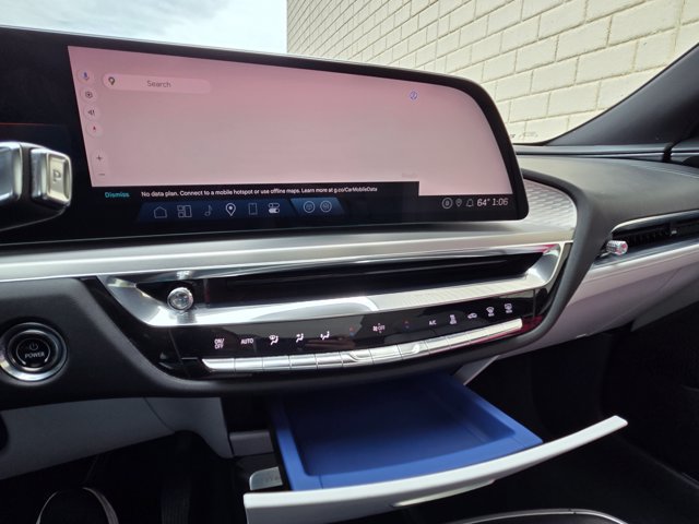Used 2024 Cadillac Lyriq Luxury AWD/4WD image 43