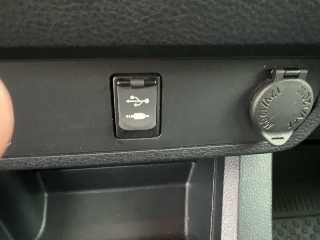 Used 2019 Toyota Tacoma SR w/ SR Convenience Package image 11