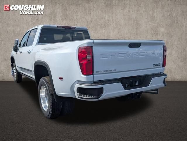New 2026 Chevrolet Silverado 3500 High Country w/ High Country Premium Package AWD/4WD image 5