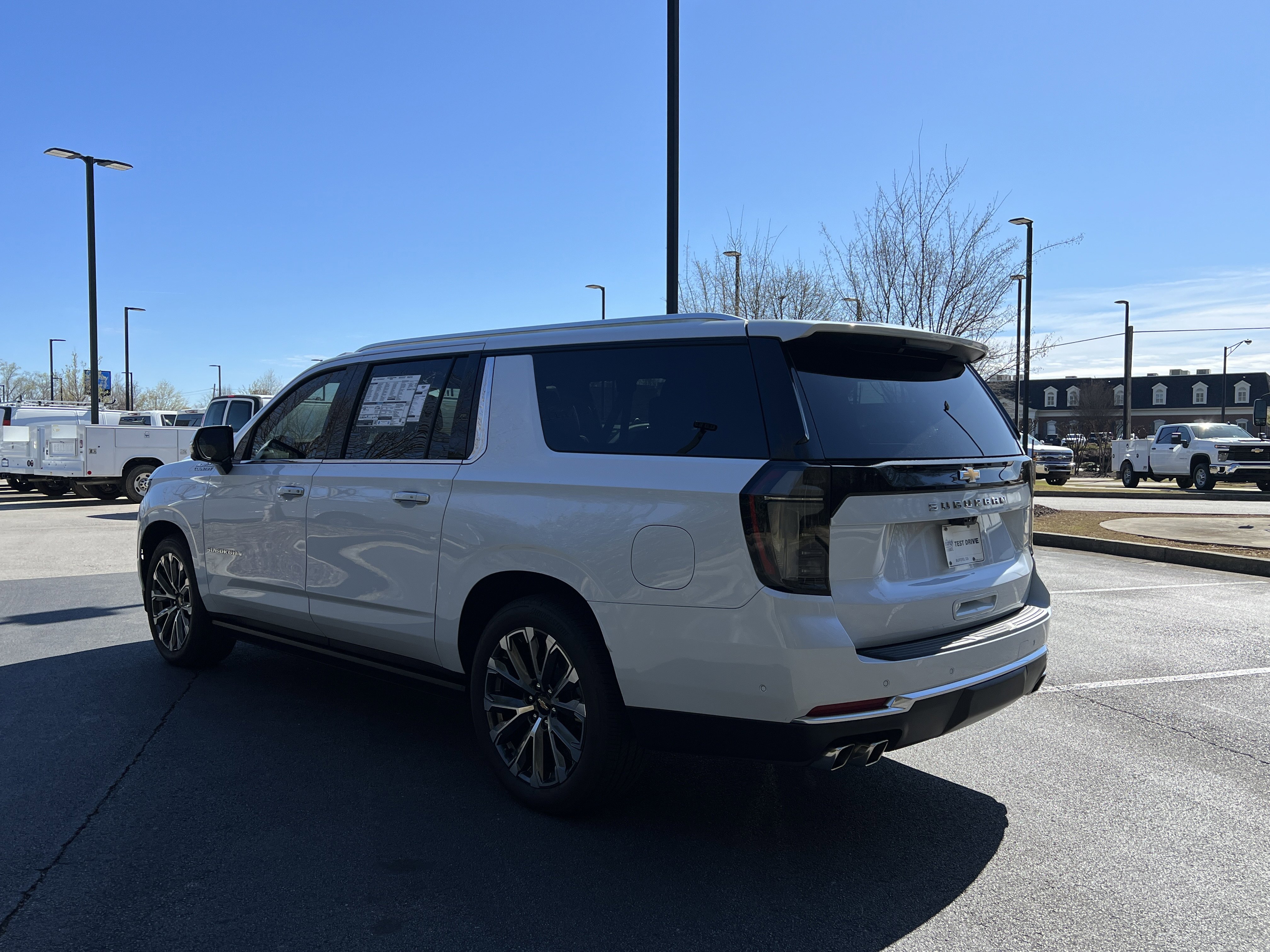 New 2026 Chevrolet Suburban High Country AWD/4WD image 7