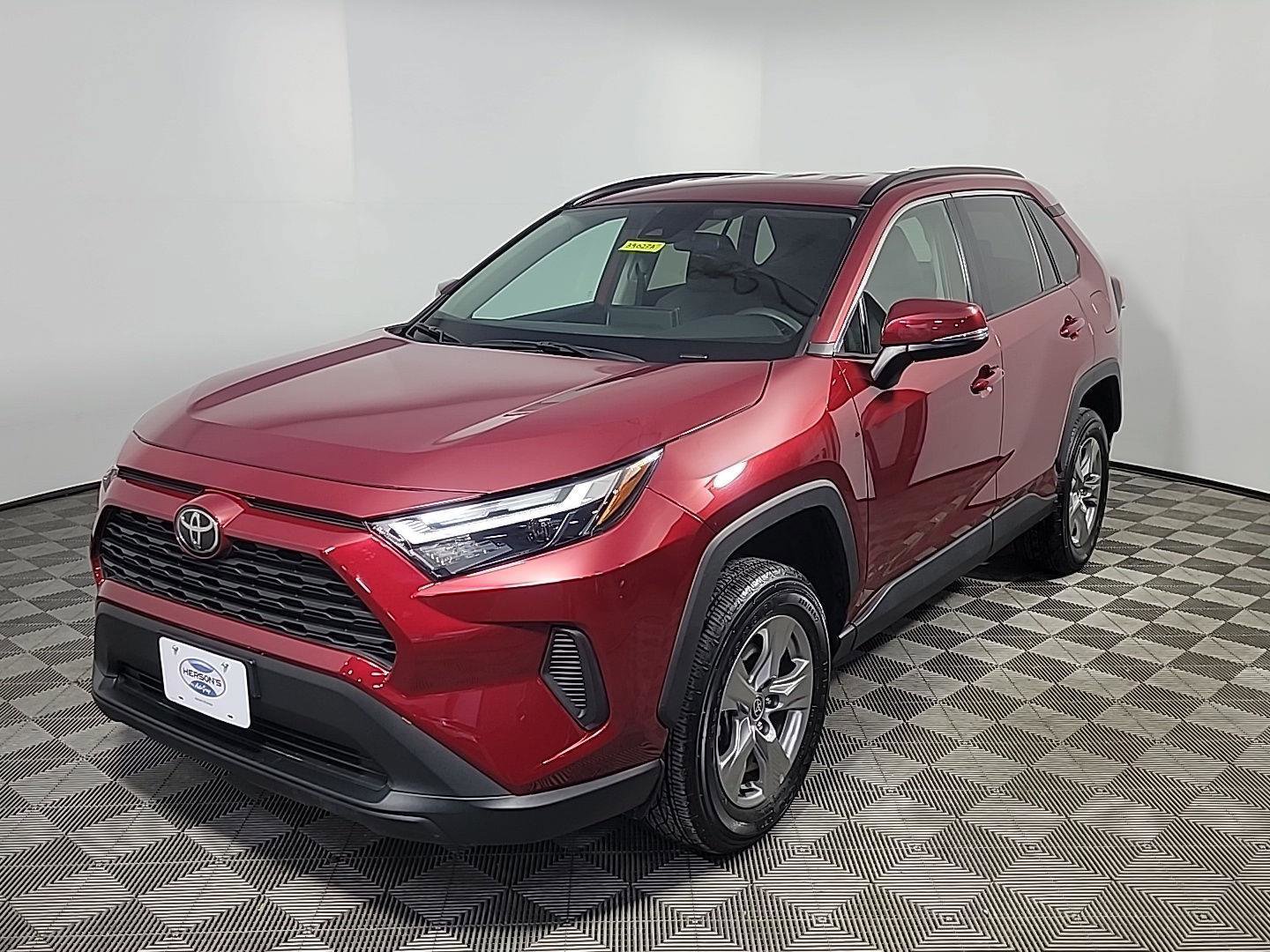 Used 2024 Toyota RAV4 XLE image 12