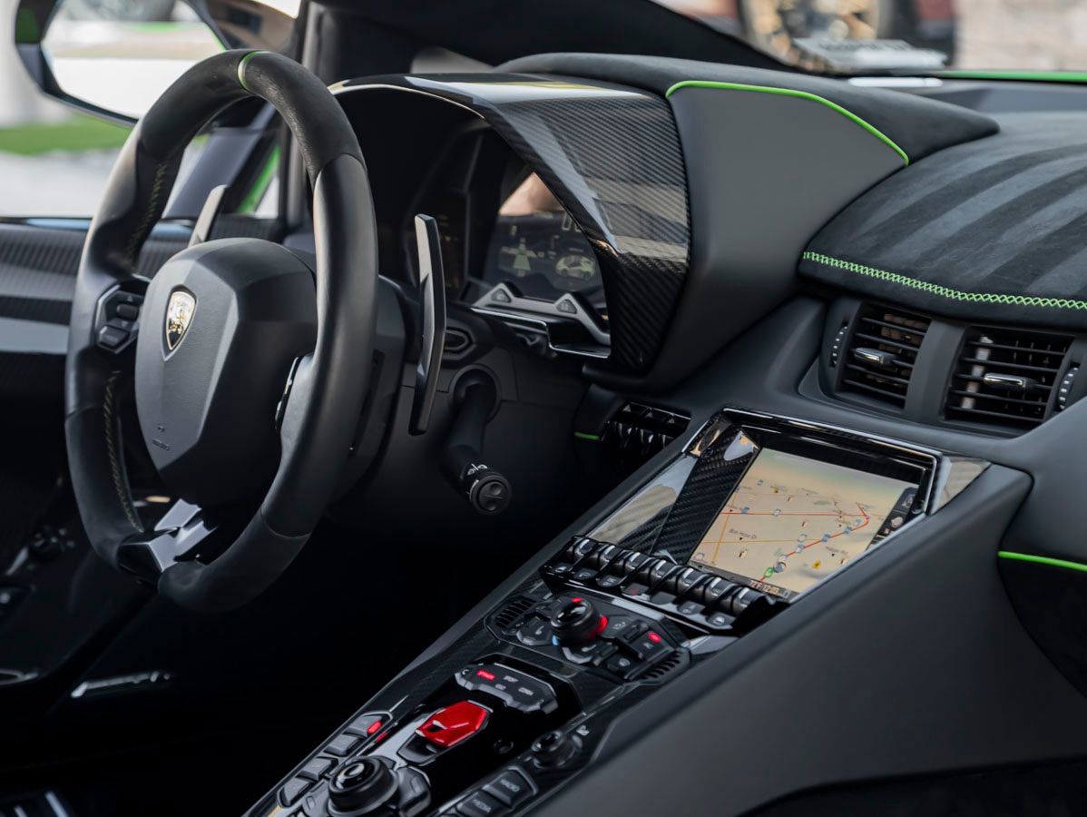 Used 2020 Lamborghini Aventador SVJ AWD/4WD image 28