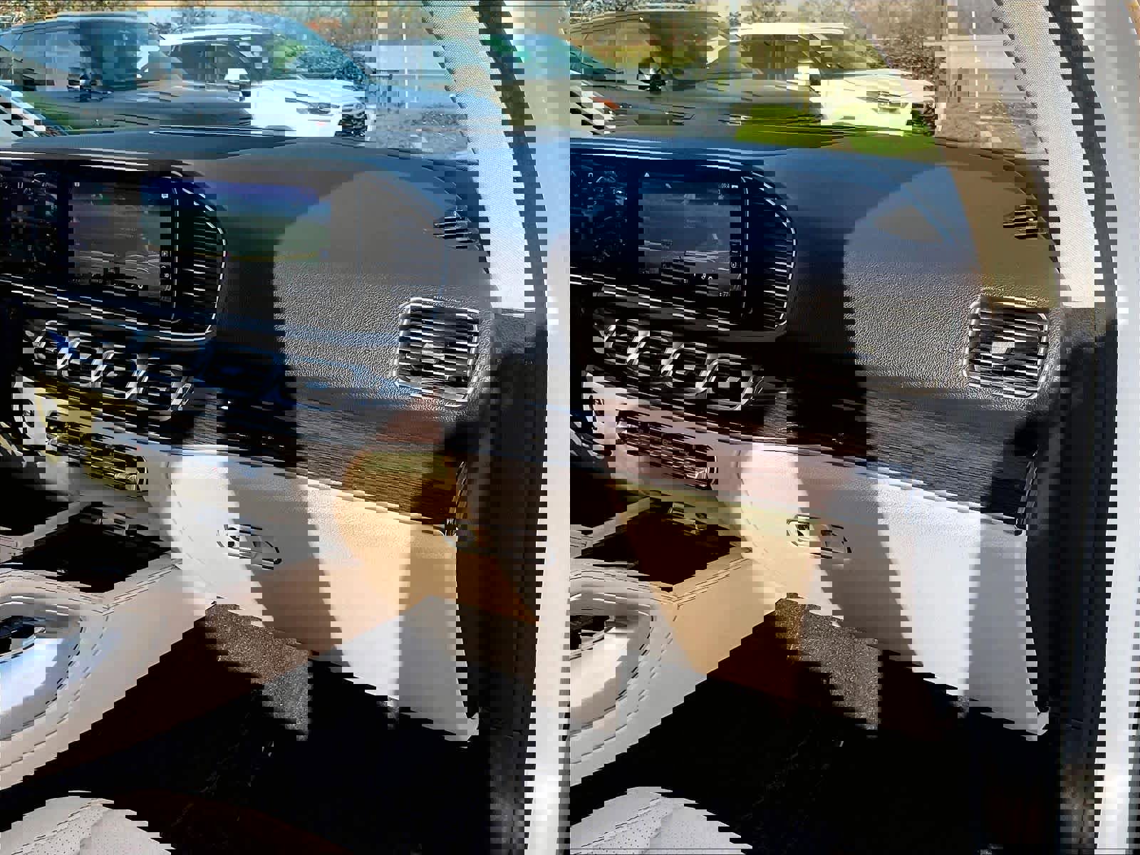 Used 2021 Mercedes-Benz GLE 350 4MATIC image 18