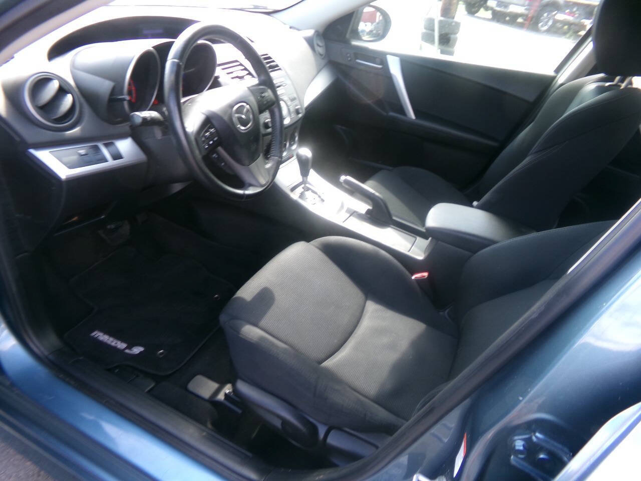Used 2010 MAZDA MAZDA3 s Sport FWD image 13