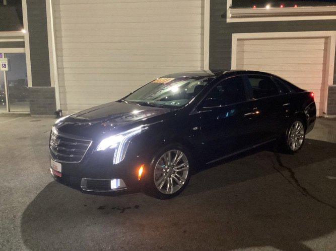 Used 2018 Cadillac XTS Luxury w/ Driver Awareness Package image 2