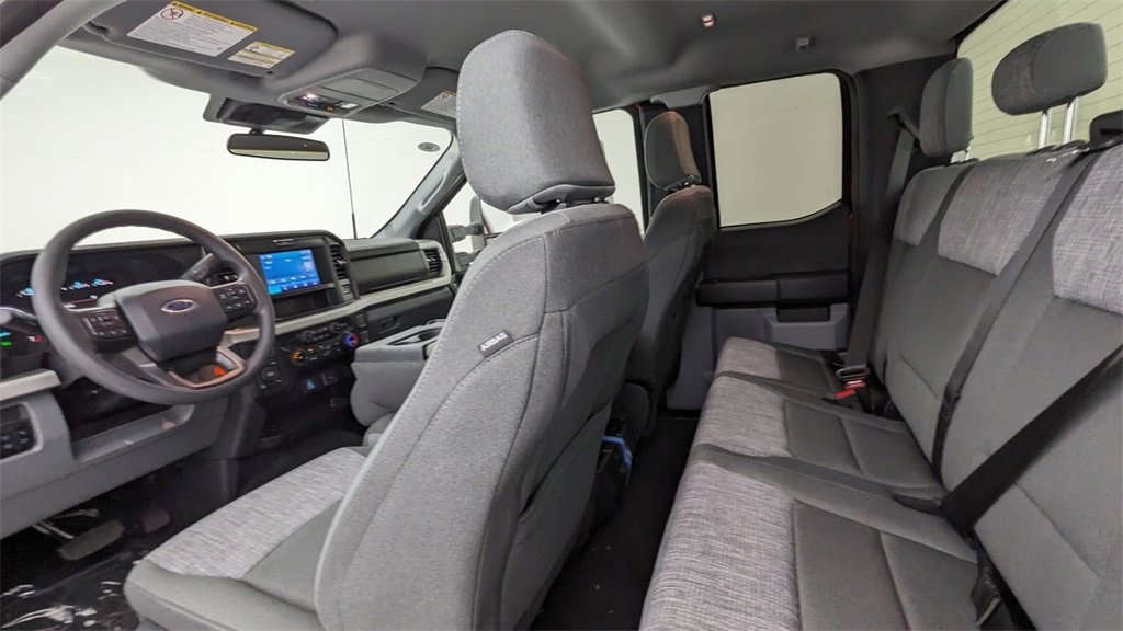 New 2026 Ford F250 XLT image 32