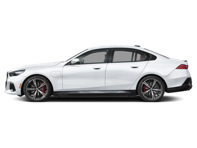 New 2027 BMW 550e xDrive AWD/4WD image 3