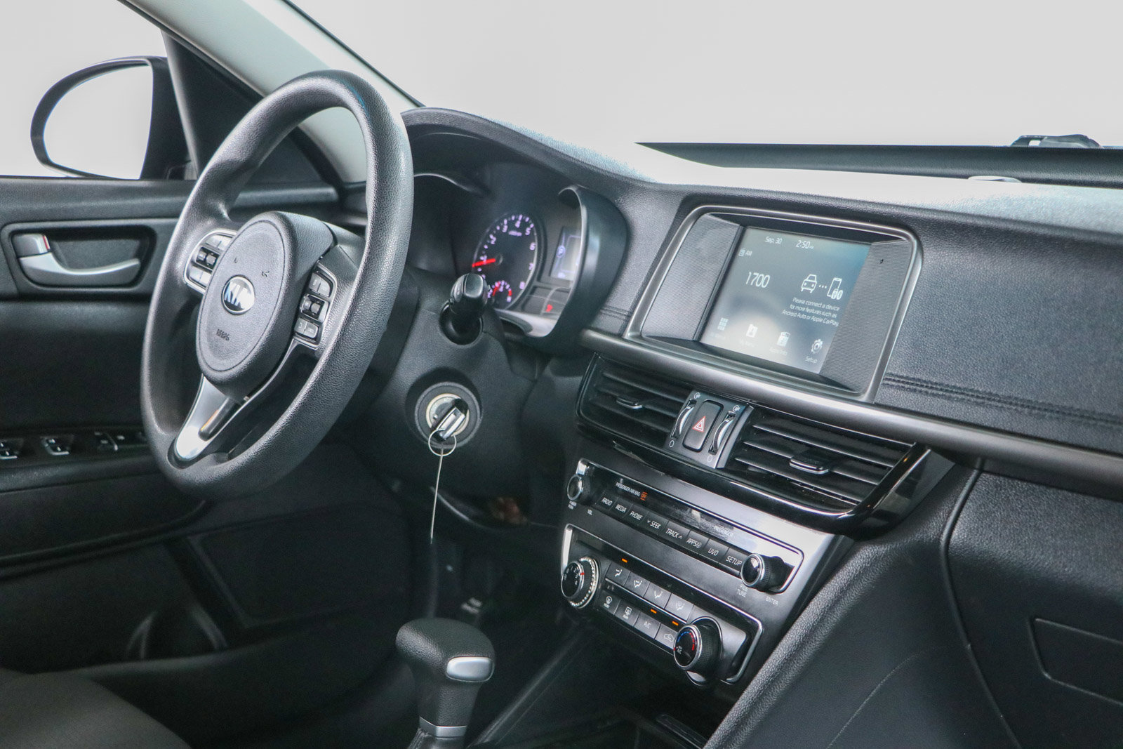 Used 2018 Kia Optima LX FWD image 23