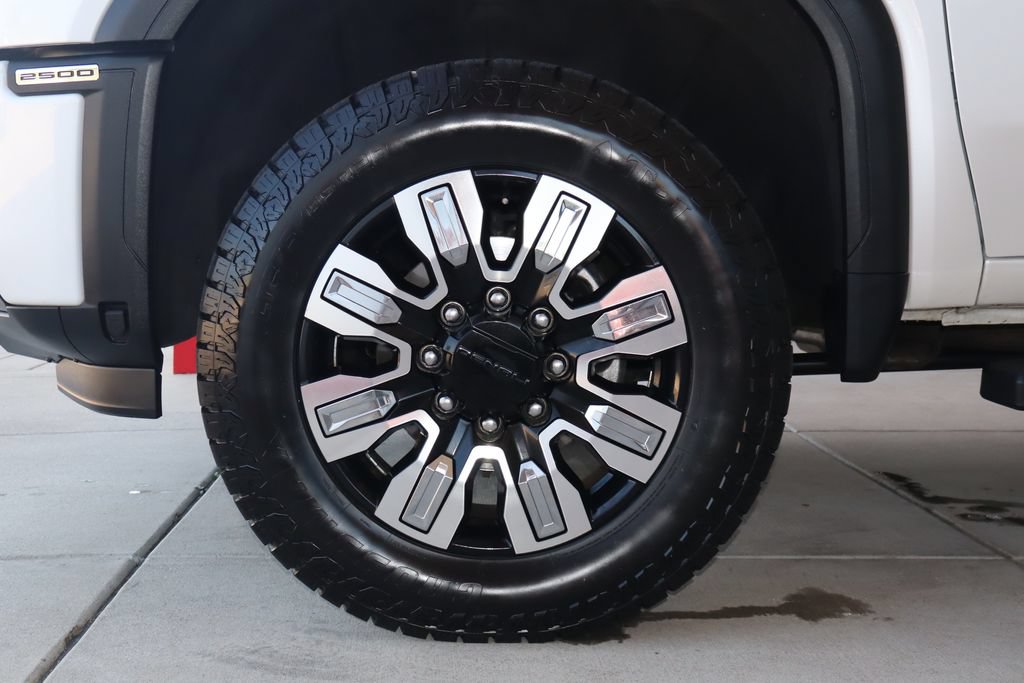 Used 2024 GMC Sierra 2500 Denali w/ Denali Reserve Package AWD/4WD image 5